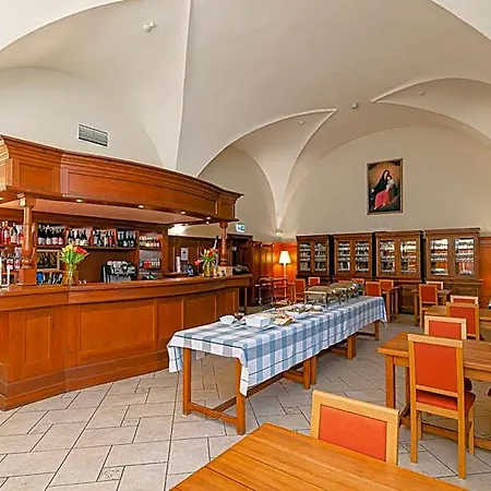 מלון Domus Maria