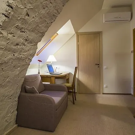 Hotel Domus Maria