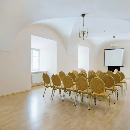 Hotel Domus Maria 3*